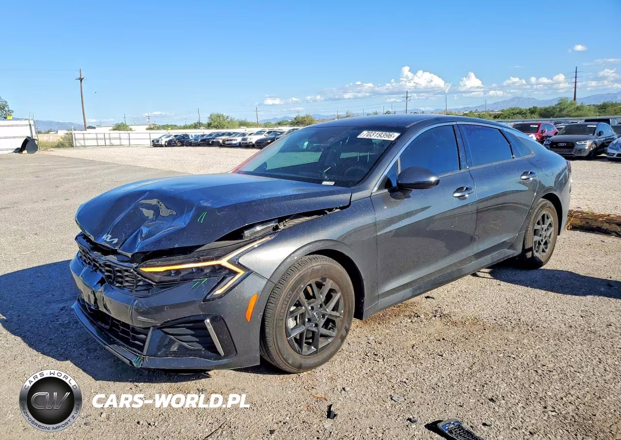 2026 Kia K5 Lxs VIN:KNAG24J75T5405416 - 1
