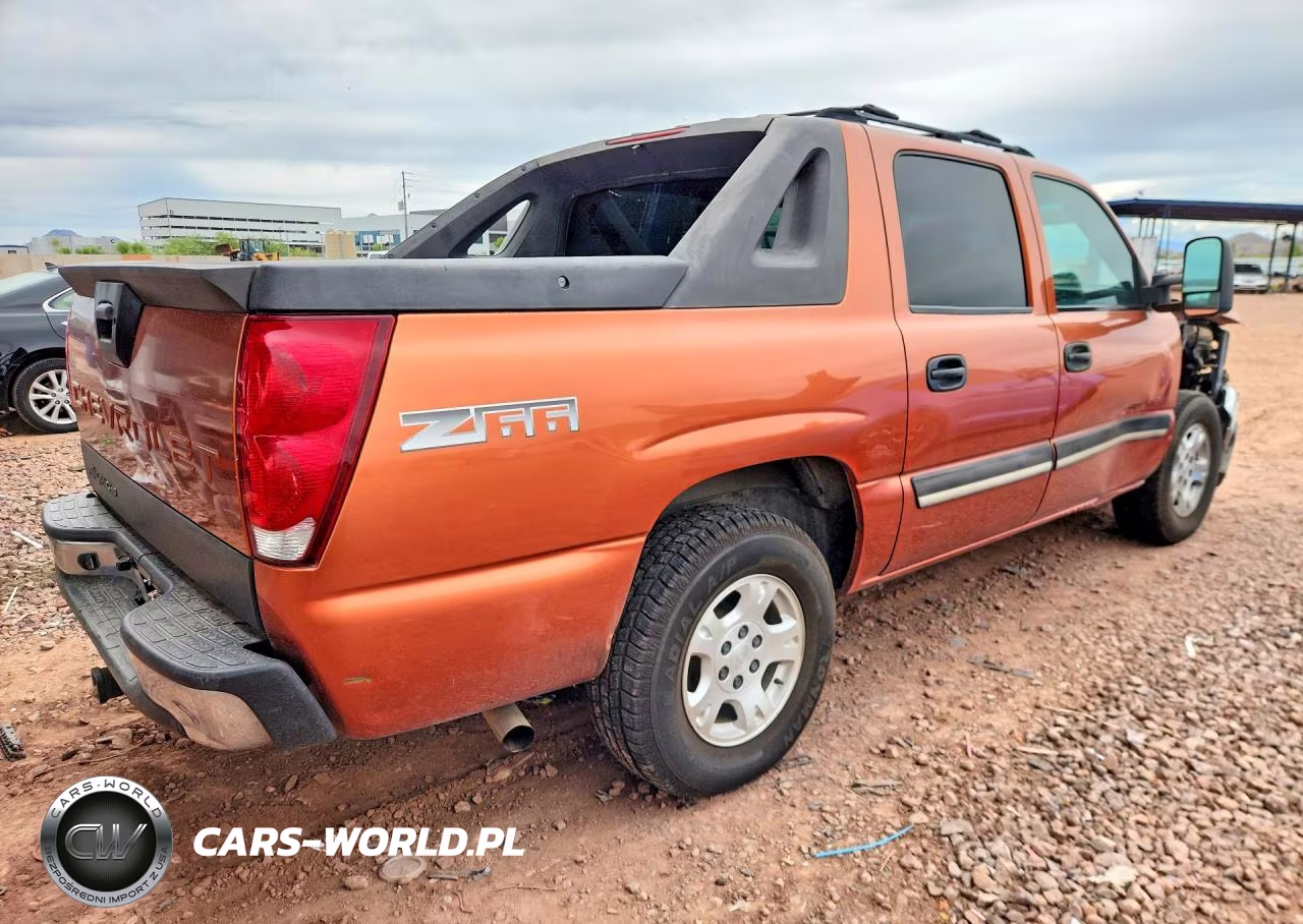 2004 Chevrolet Avalanche C1500 VIN:3GNEC12T54G221130 - 3