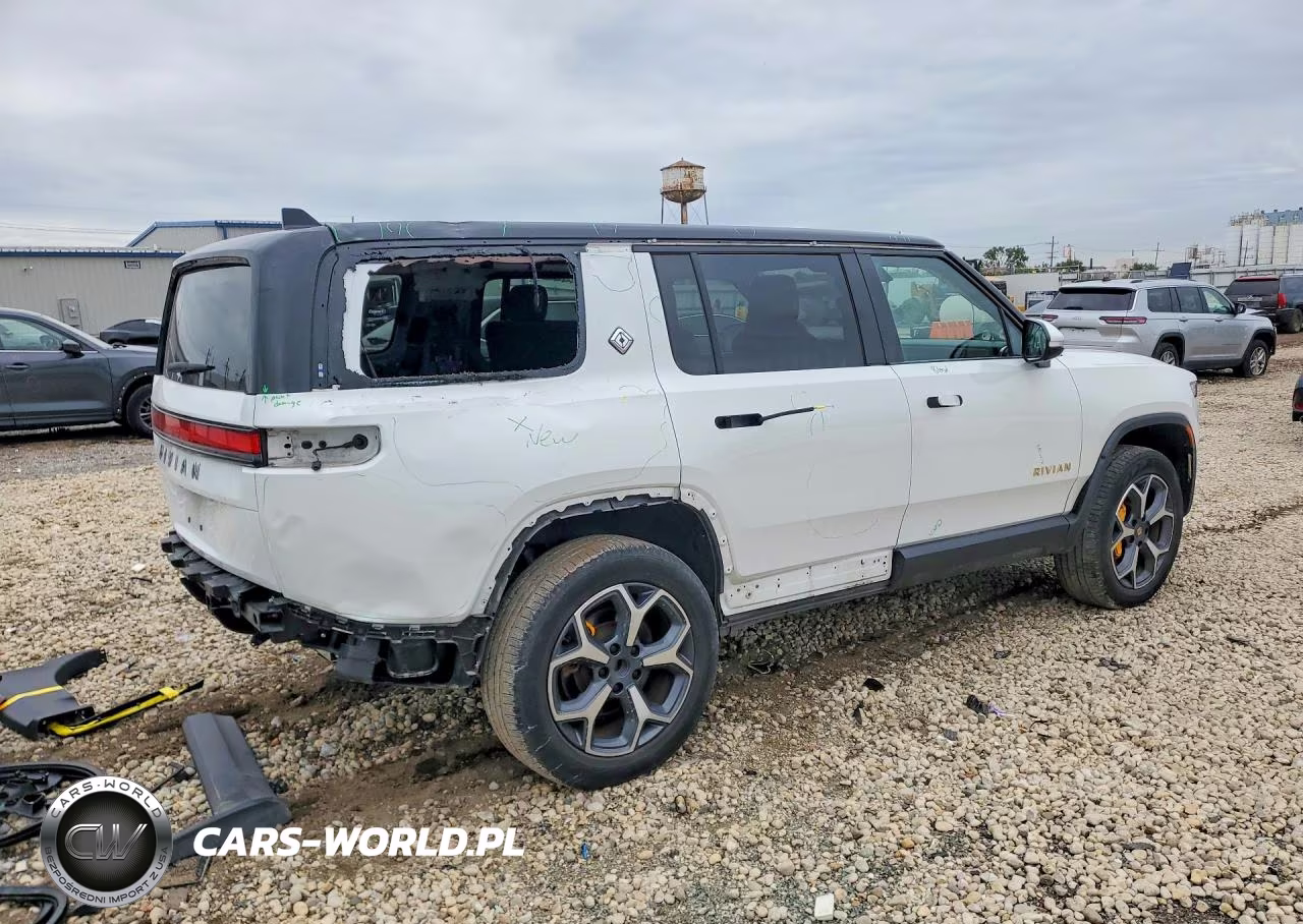 2023 Rivian R1S Adventure VIN:7PDSGABA2PN012494 - 3