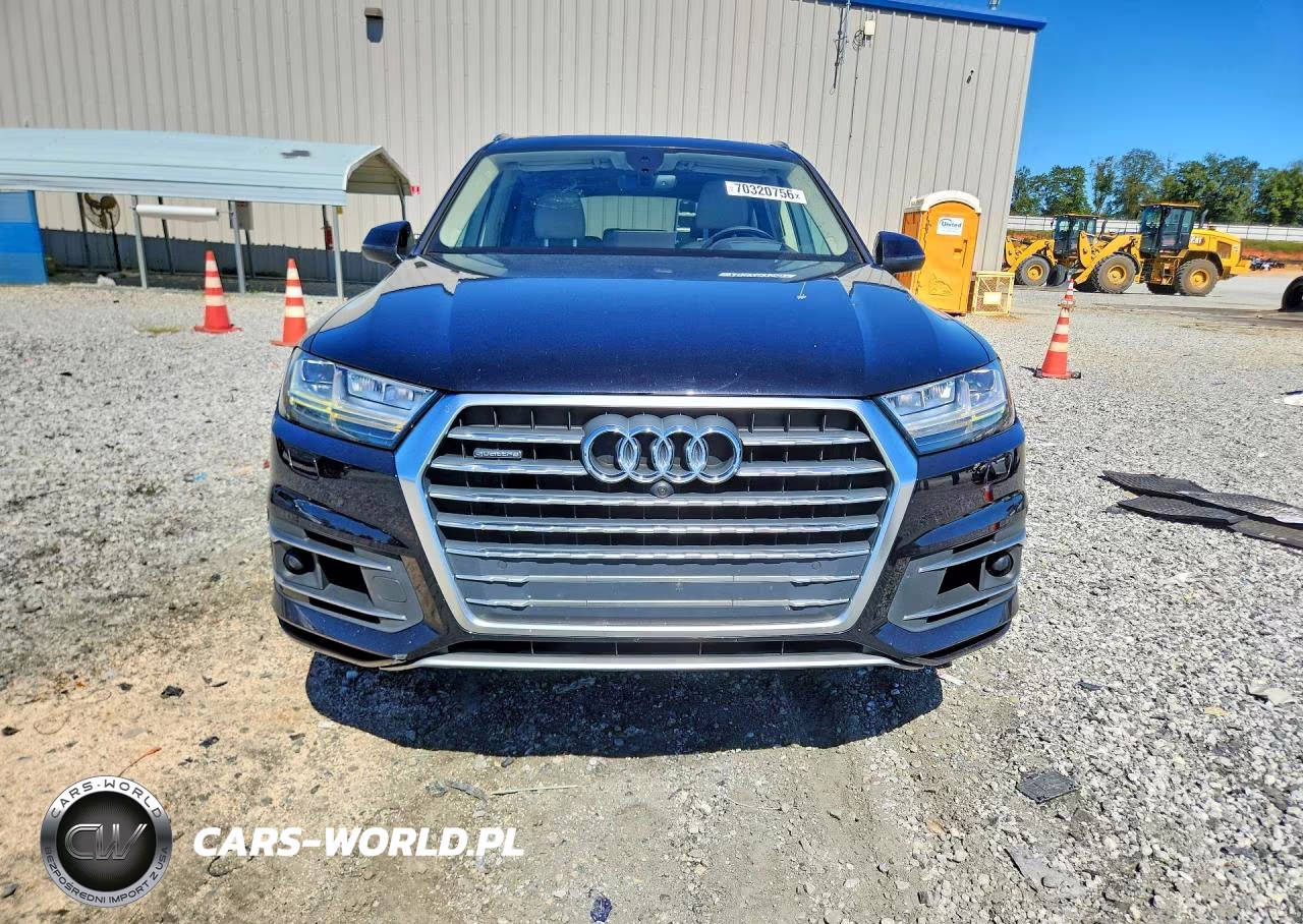 2017 Audi Q7 Prestige VIN:WA1VAAF76HD041857 - 5