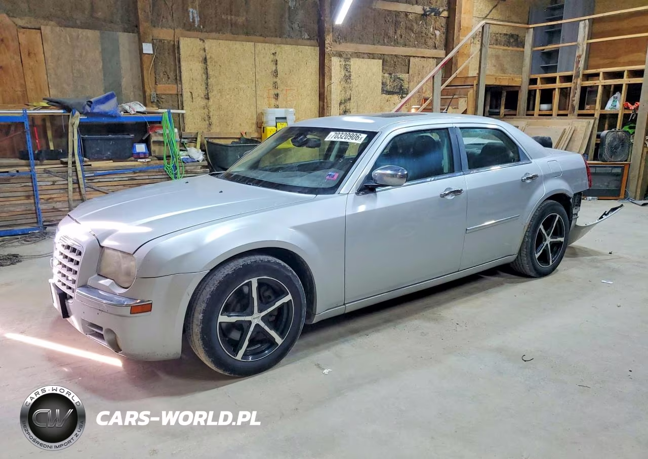 2008 Chrysler 300C VIN:2C3KA63H98H209873 - 1