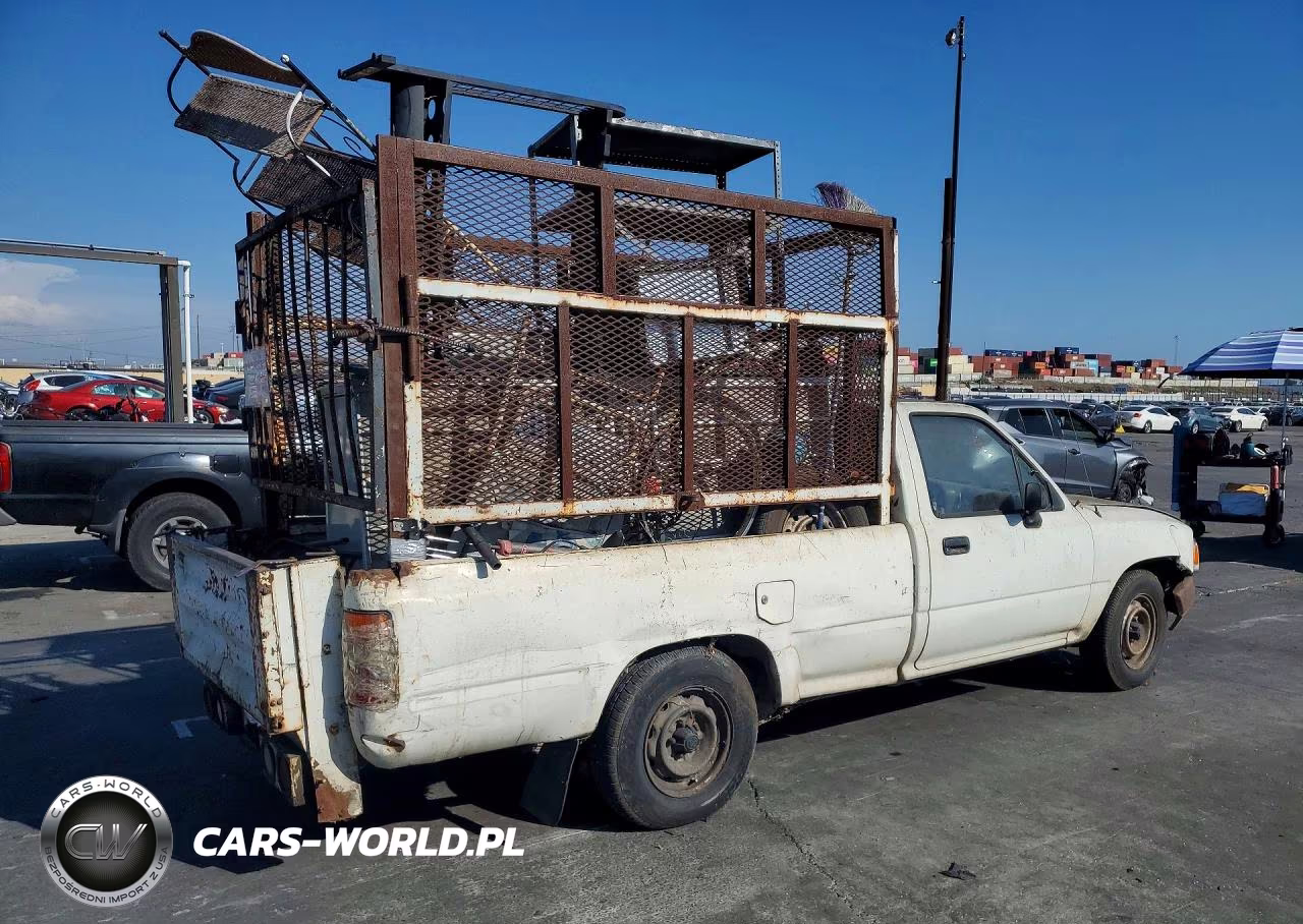 1992 Toyota Pickup Deluxe VIN:JT4VN82N7N5004670 - 3