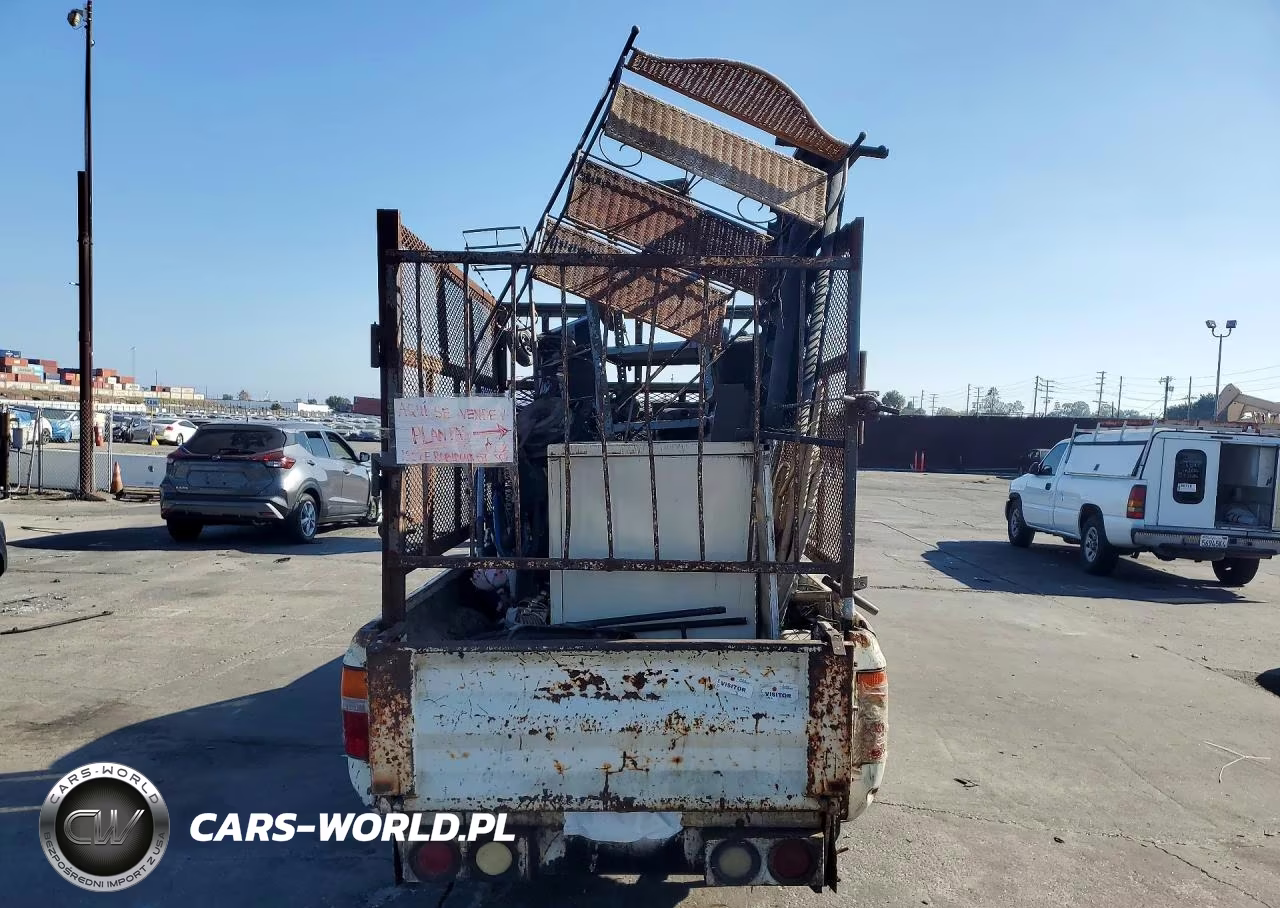 1992 Toyota Pickup Deluxe VIN:JT4VN82N7N5004670 - 6