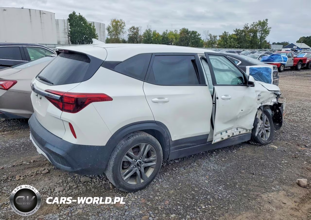 2021 Kia Seltos Lx VIN:KNDEPCAA2M7124374 - 3