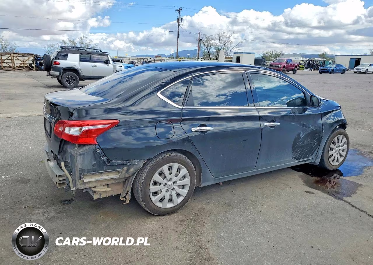 2018 Nissan Sentra S VIN:3N1AB7AP9JY342575 - 3