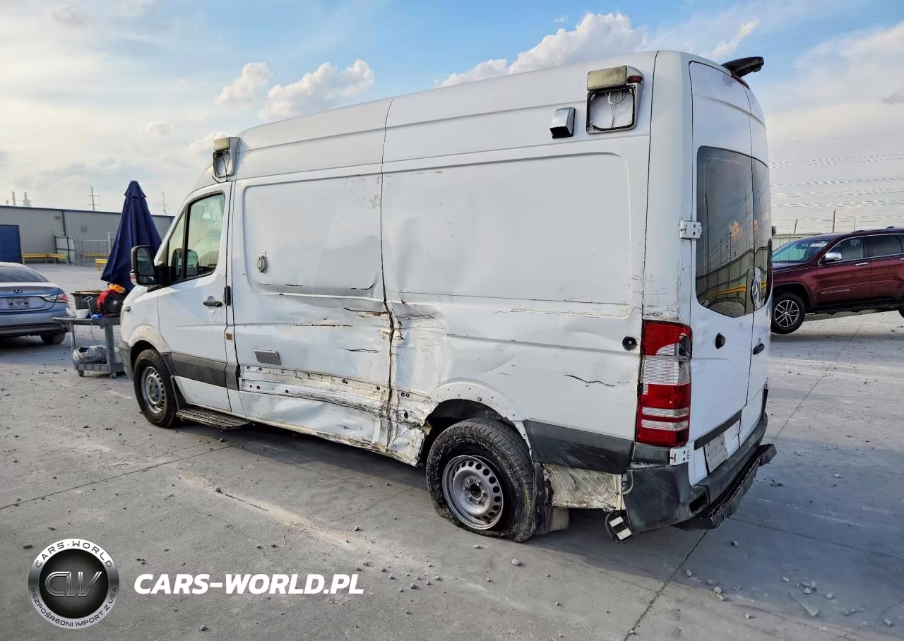 2015 Mercedes-Benz Sprinter 2500 VIN:WD3PE7CD7FP155176 - 2