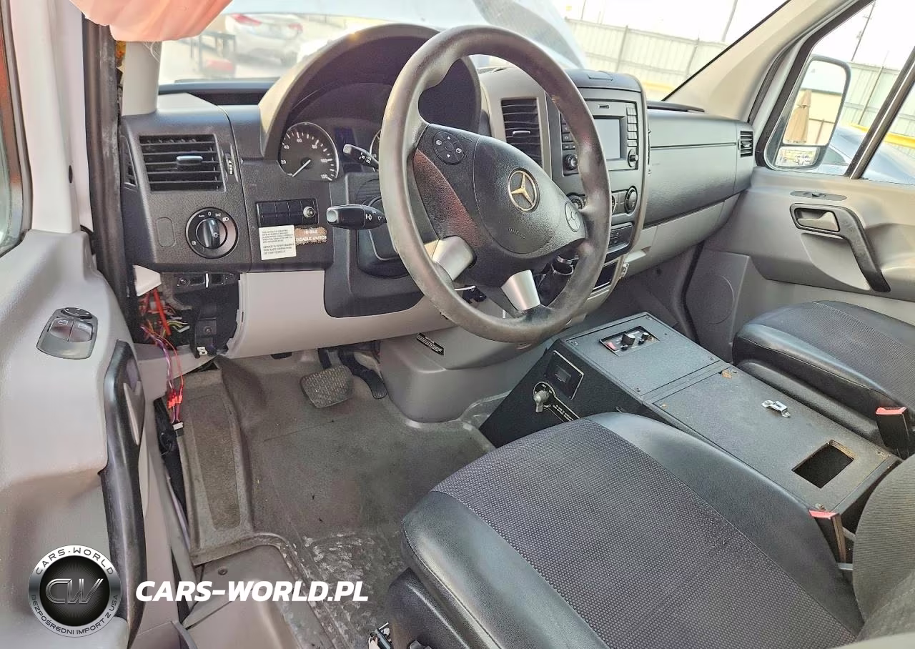 2015 Mercedes-Benz Sprinter 2500 VIN:WD3PE7CD7FP155176 - 8