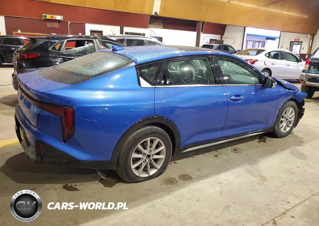 2025 Kia K4 Gt Line VIN:3KPFW4DE8SE177914 - 3