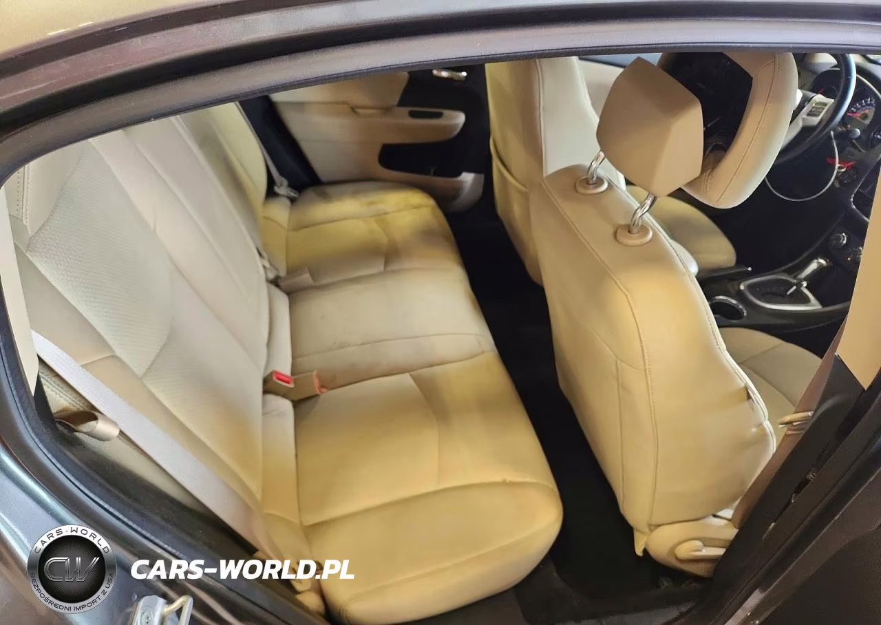 2012 Chrysler 200 Touring VIN:1C3CCBBG5CN228422 - 10
