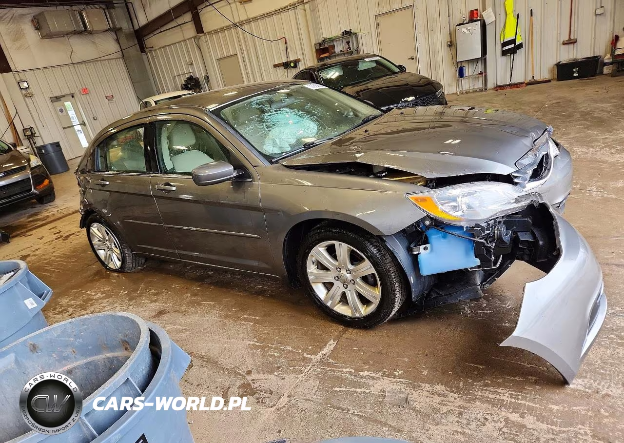 2012 Chrysler 200 Touring VIN:1C3CCBBG5CN228422 - 4