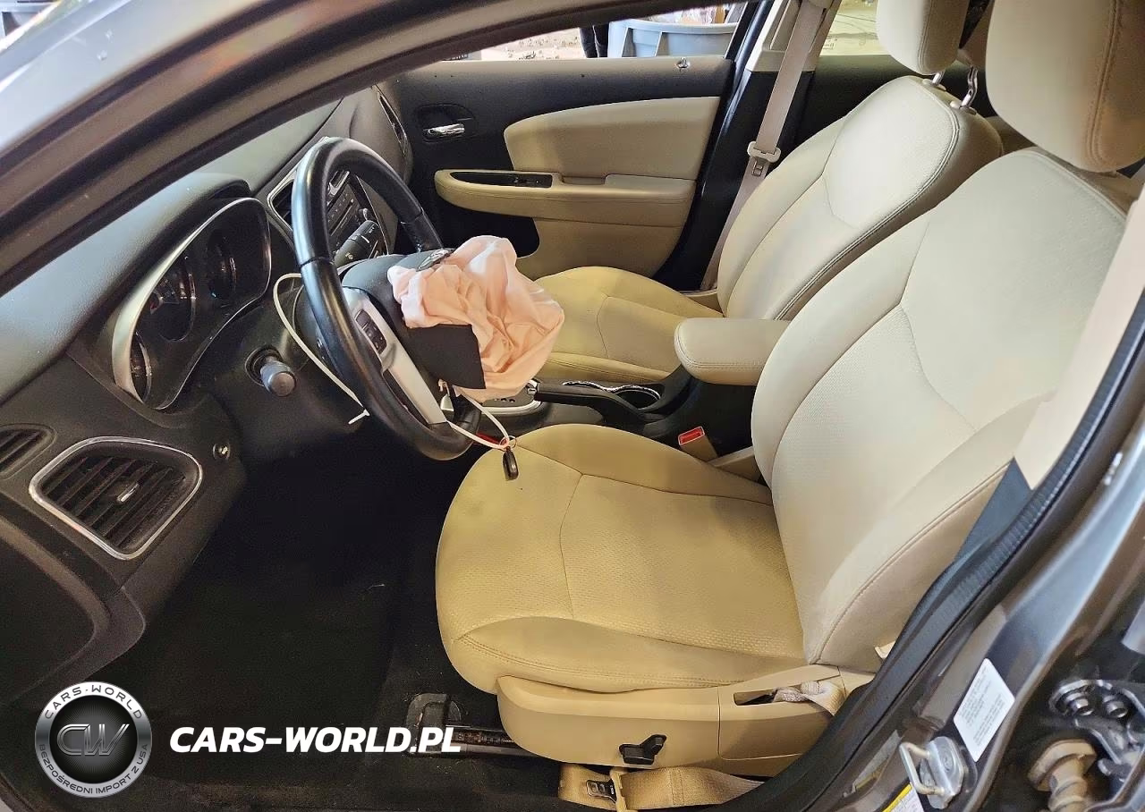 2012 Chrysler 200 Touring VIN:1C3CCBBG5CN228422 - 7