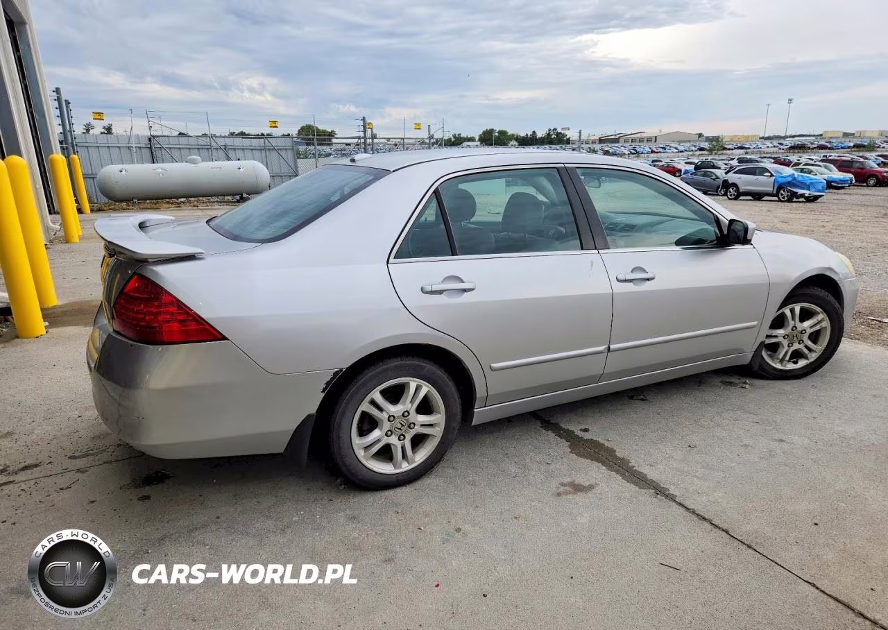 2007 Honda Accord Ex VIN:1HGCM56887A053823 - 3