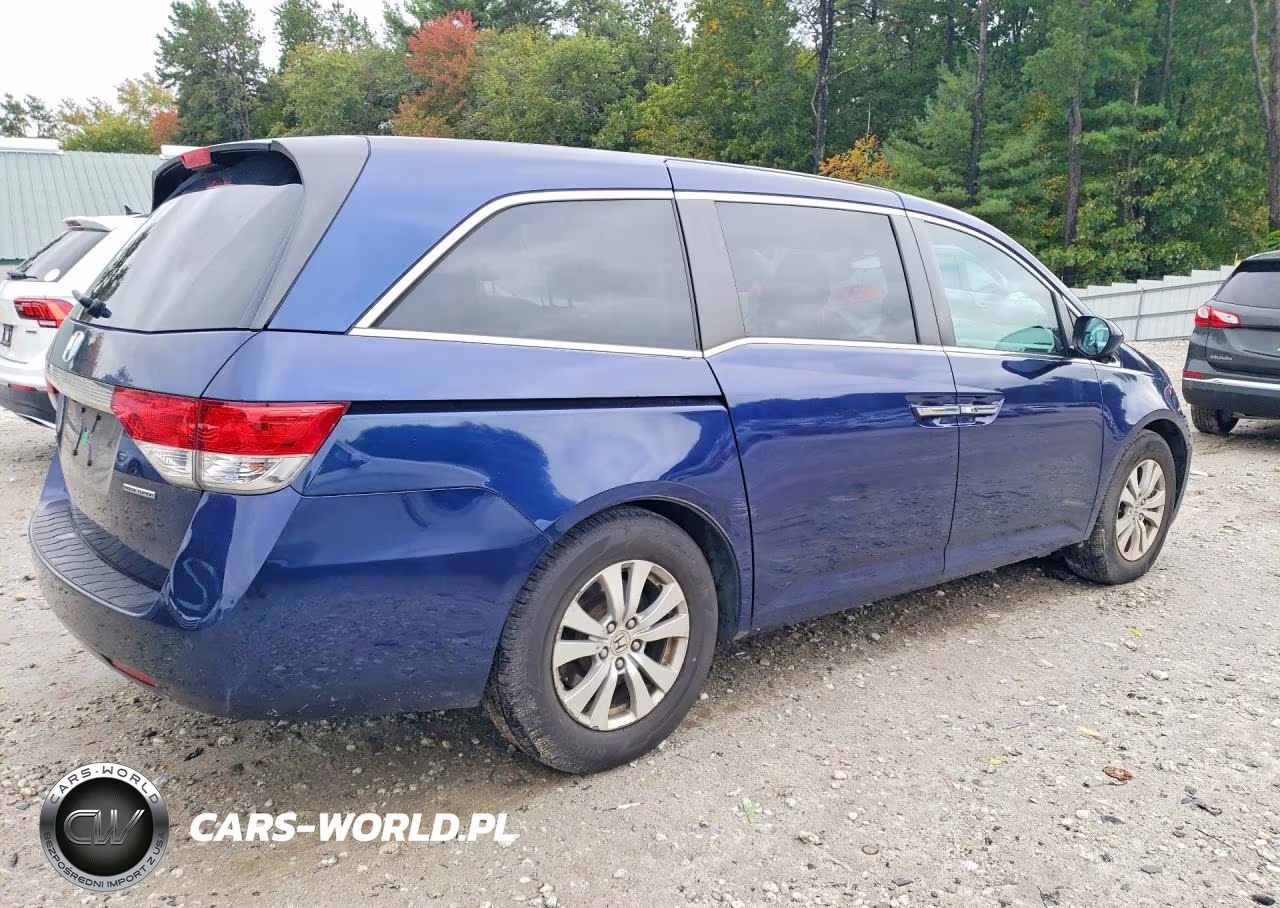 2016 Honda Odyssey Se VIN:5FNRL5H33GB121255 - 3