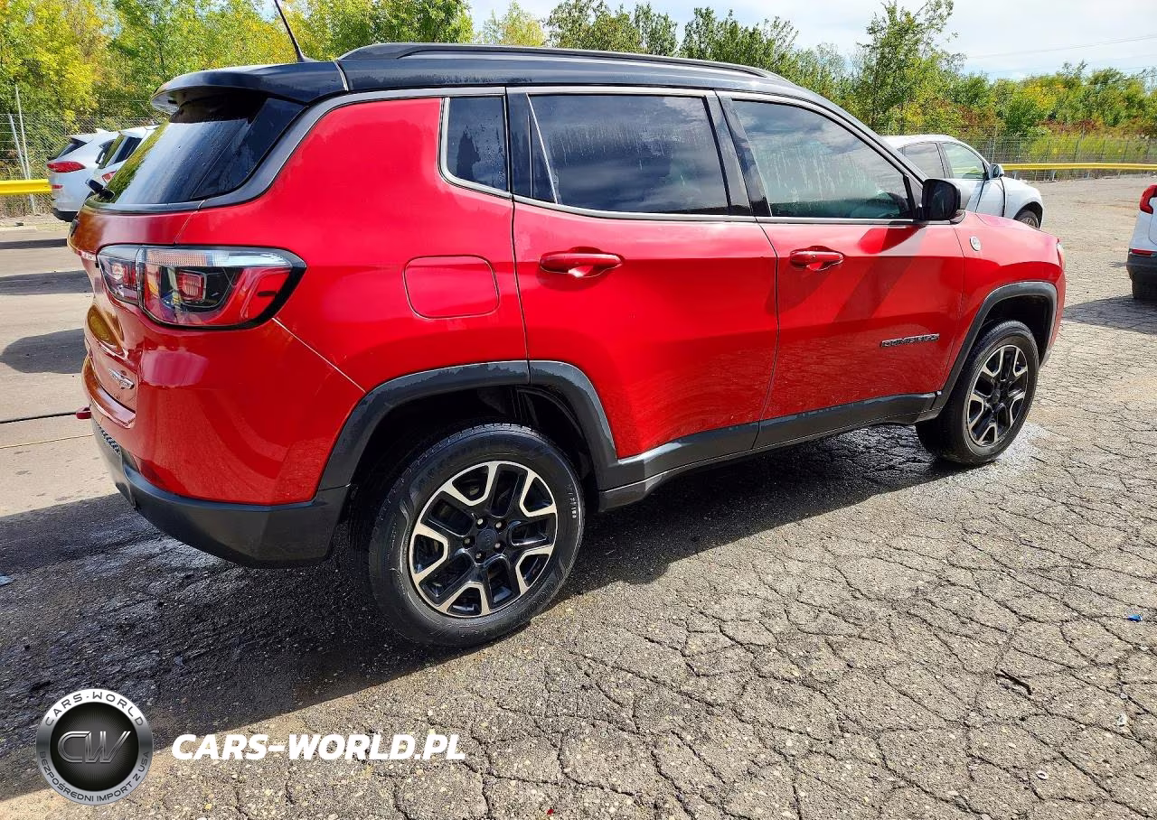 2020 Jeep Compass Trailhawk VIN:3C4NJDDB0LT163261 - 3