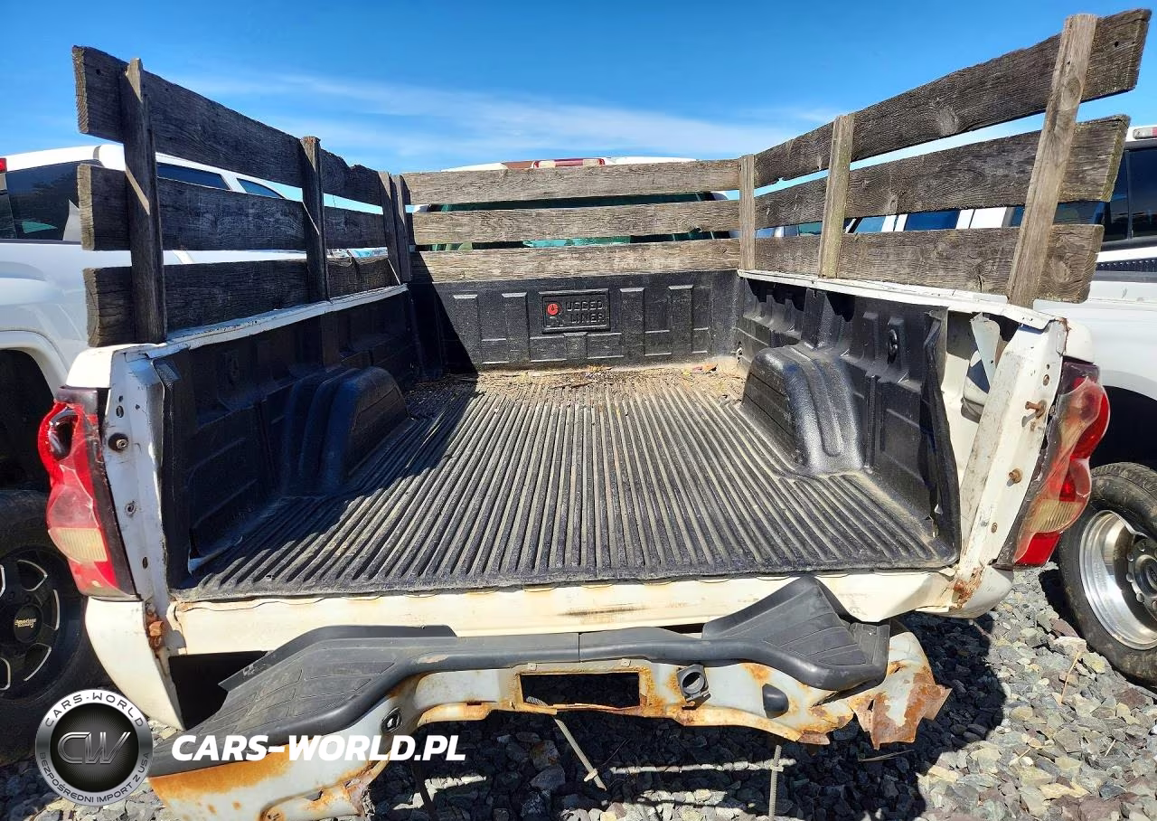 2006 Chevrolet Silverado K3500 VIN:1GCHK33U06F240359 - 6