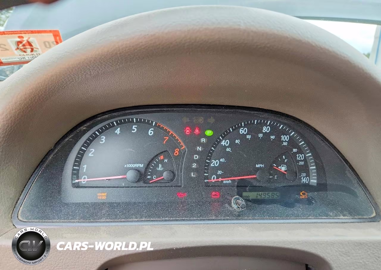 2004 Toyota Camry Le VIN:JTDBE32K740269788 - 9