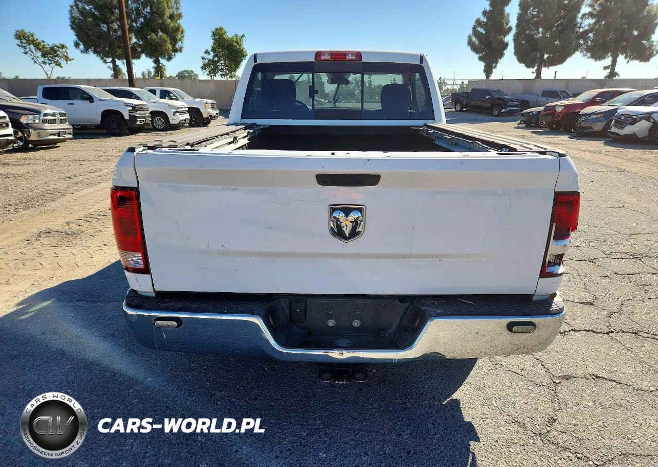 2020 Ram 1500 Classic Tradesman VIN:3C6JR6AG6LG132941 - 6