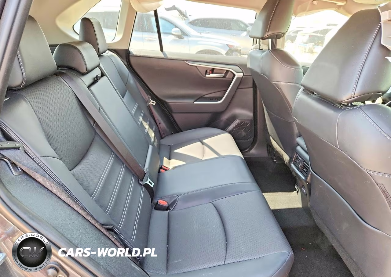 2025 Toyota Rav4 Limited VIN:JTMD6RFV4SD162619 - 11