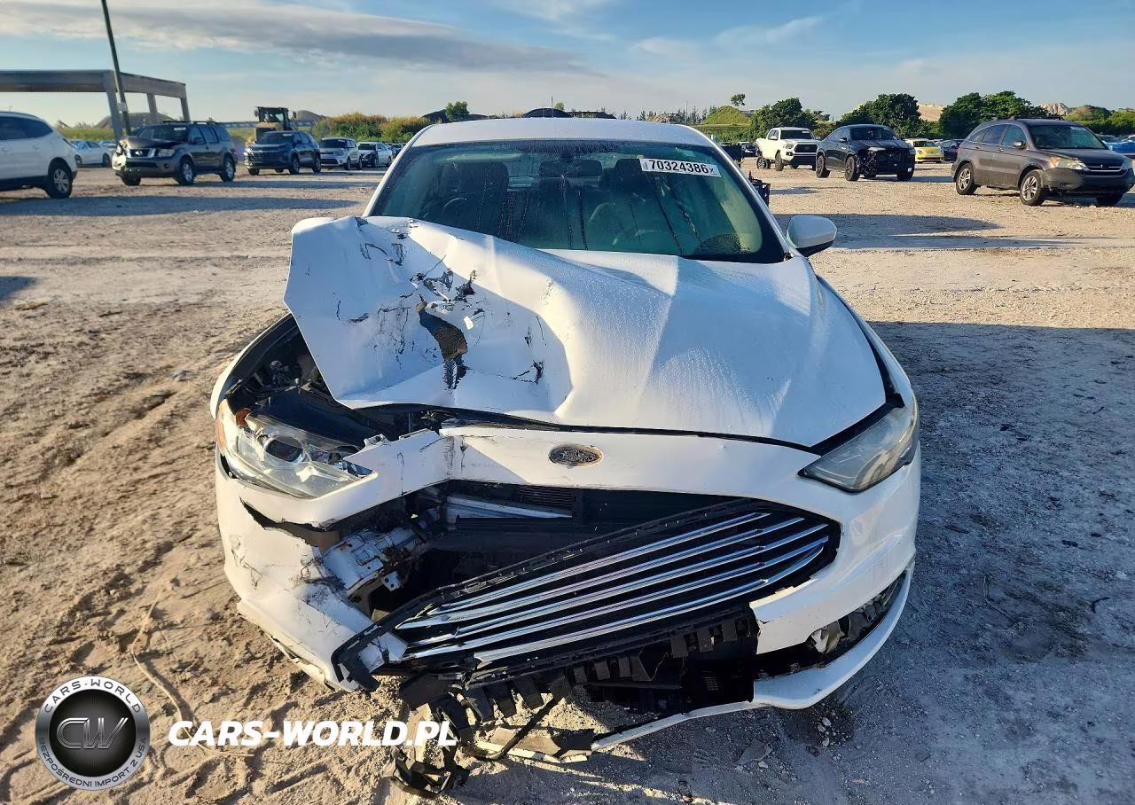 2018 Ford Fusion Se Hybrid VIN:3FA6P0LU3JR238341 - 5
