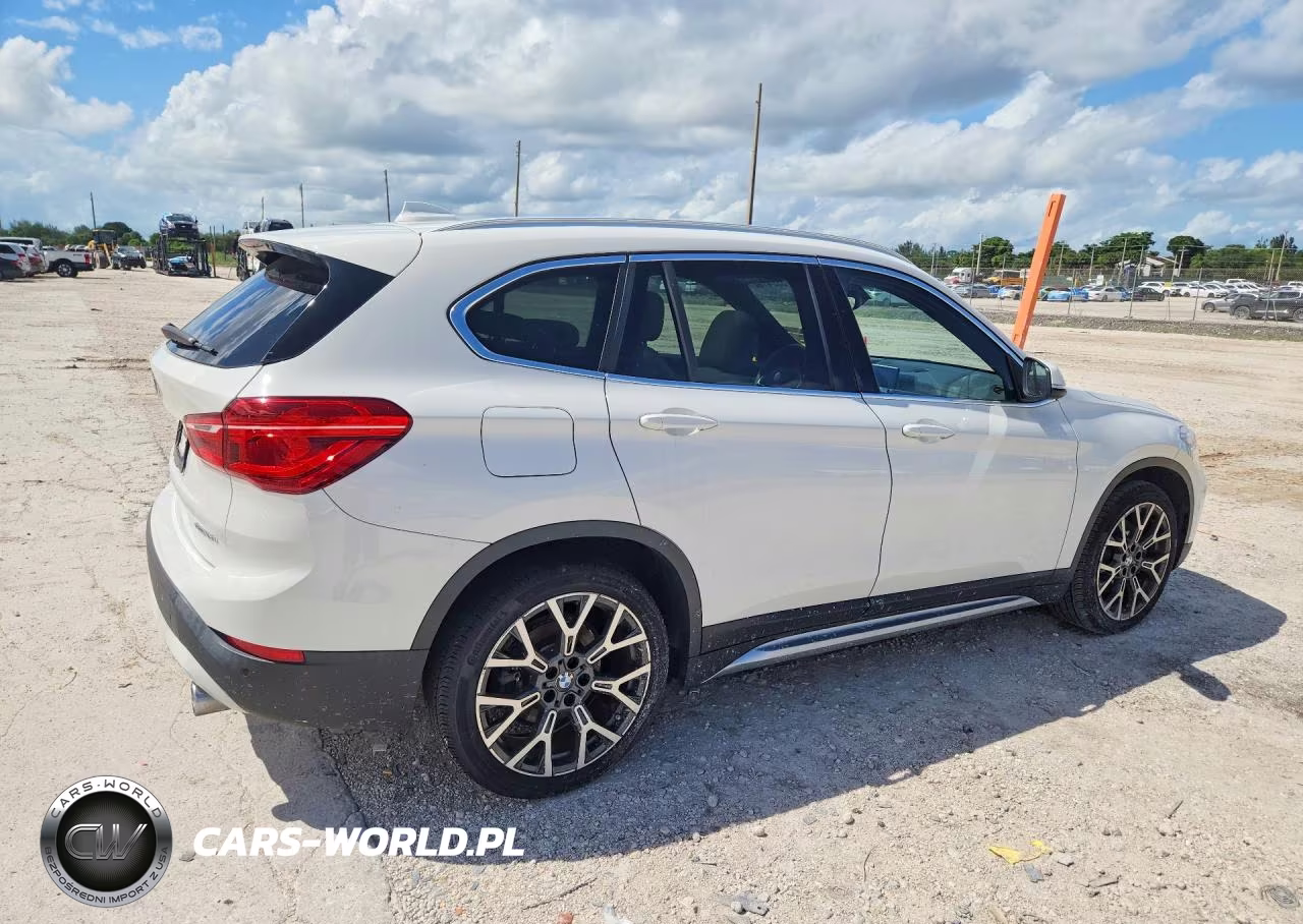 2021 BMW X1 Sdrive28I VIN:WBXJG7C00M5T23402 - 3