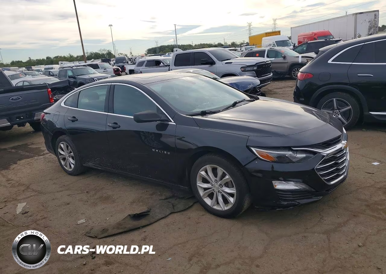 2019 Chevrolet Malibu Lt VIN:1G1ZD5STXKF221842 - 4