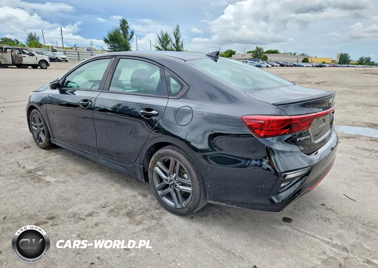 2020 Kia Forte Gt Line VIN:3KPF34AD5LE242403 - 2