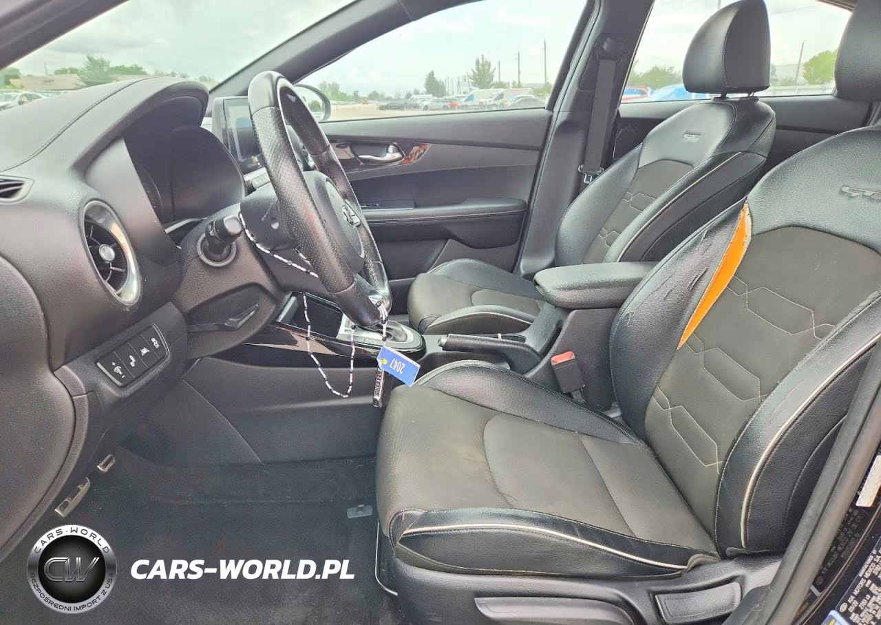 2020 Kia Forte Gt Line VIN:3KPF34AD5LE242403 - 7