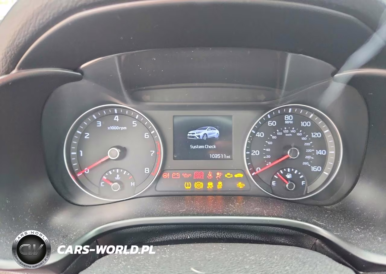 2020 Kia Forte Gt Line VIN:3KPF34AD5LE242403 - 9