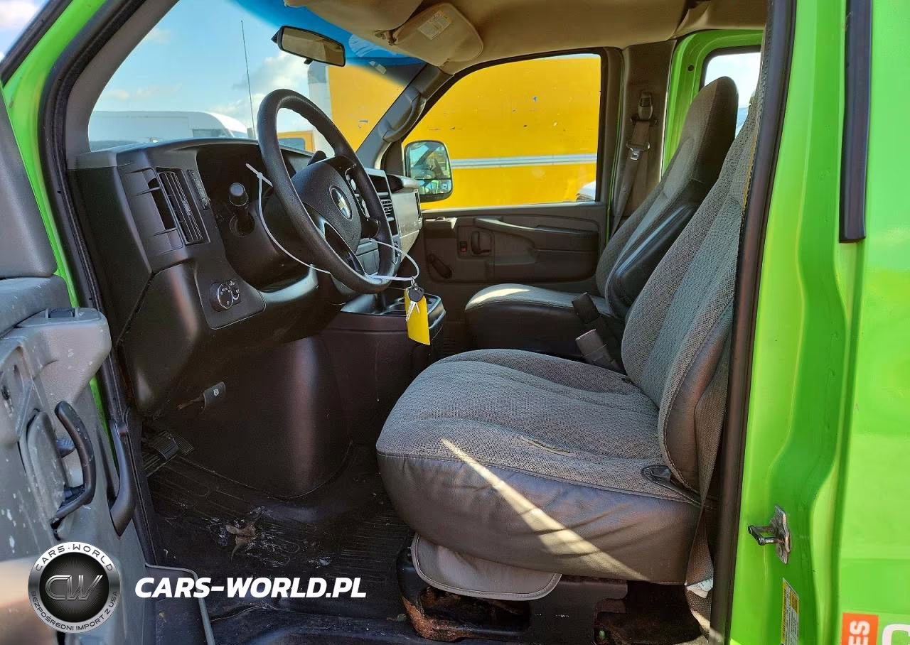 2008 Chevrolet Express G3500 VIN:1GCHG39KX81163717 - 7