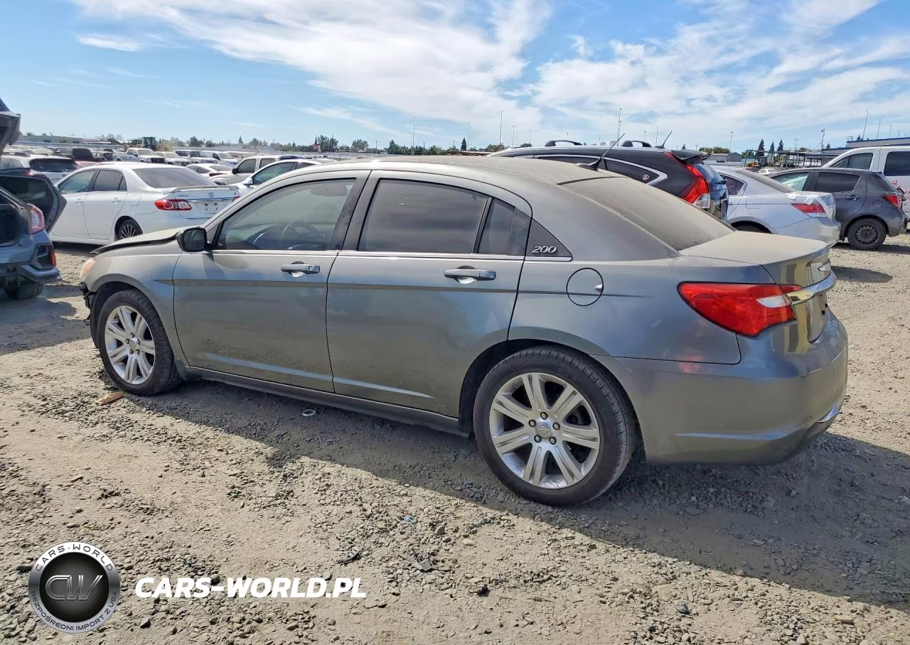 2012 Chrysler 200 Touring VIN:1C3CCBBG2CN277268 - 2