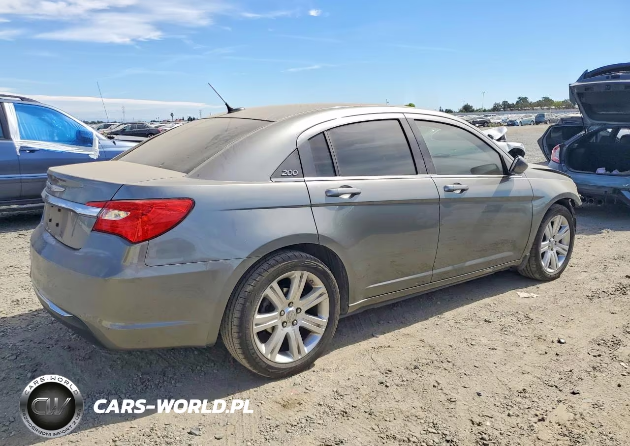 2012 Chrysler 200 Touring VIN:1C3CCBBG2CN277268 - 3