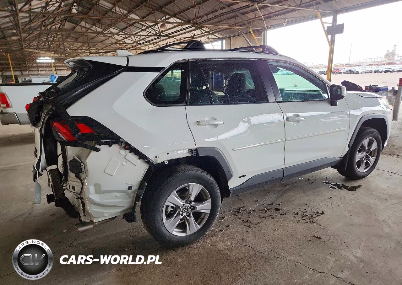 2024 Toyota Rav4 Hybrid Xle VIN:4T3RWRFV5RU122004 - 3
