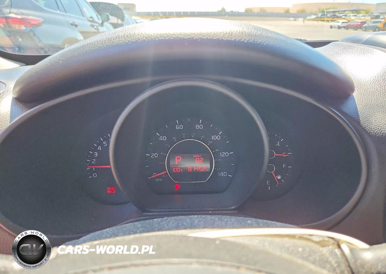 2018 Kia Soul + VIN:KNDJP3A54J7620080 - 9