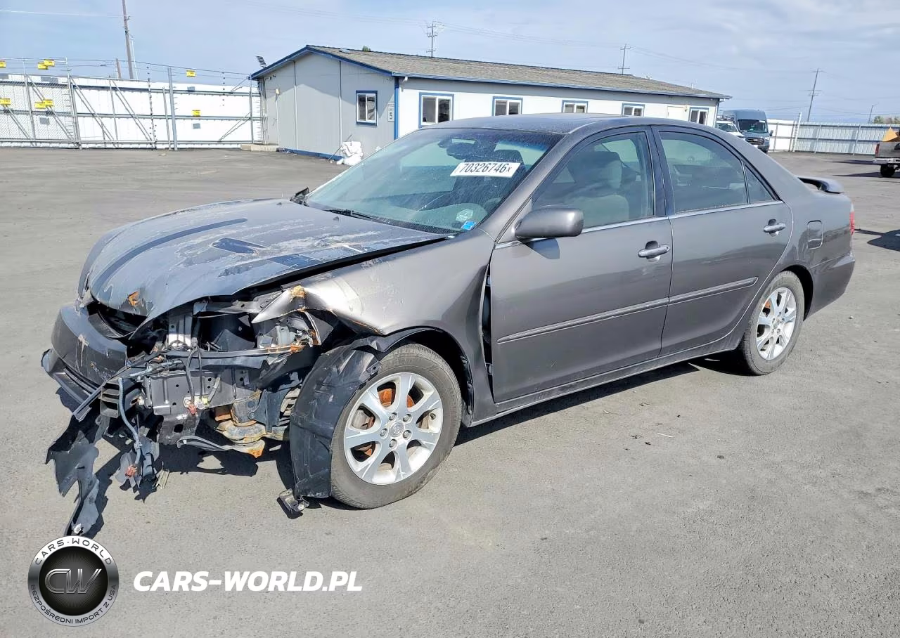 2005 Toyota Camry Le