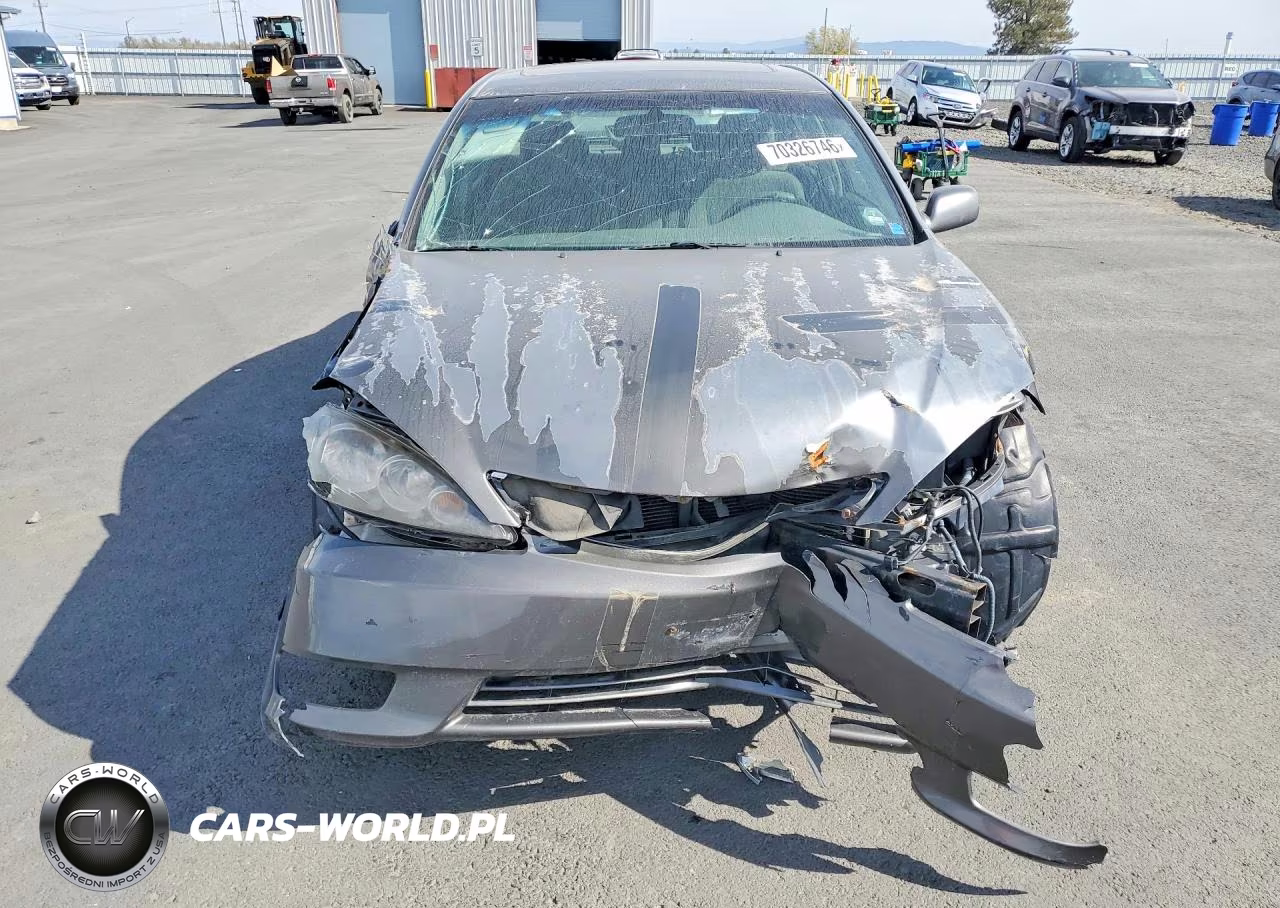 2005 Toyota Camry Le VIN:4T1BE32K55U583719 - 5