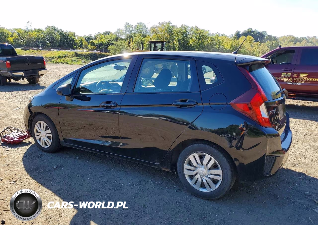 2015 Honda Fit Lx VIN:3HGGK5G56FM737086 - 2