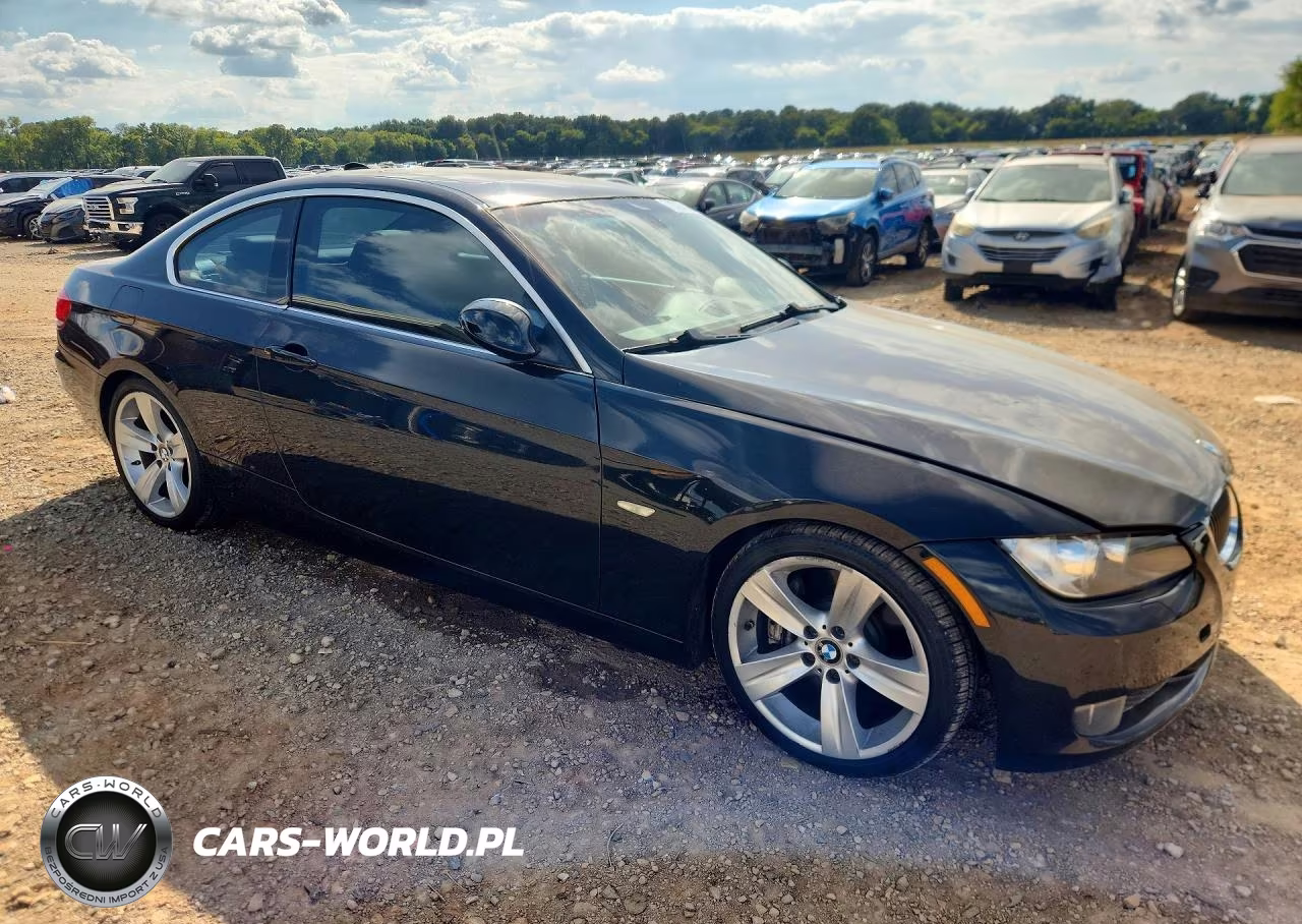 2008 BMW 3 Series VIN:WBAWB73518P040320 - 4