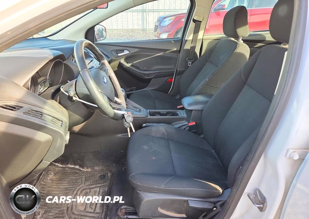 2016 Ford Focus Se VIN:1FADP3F25GL244457 - 7