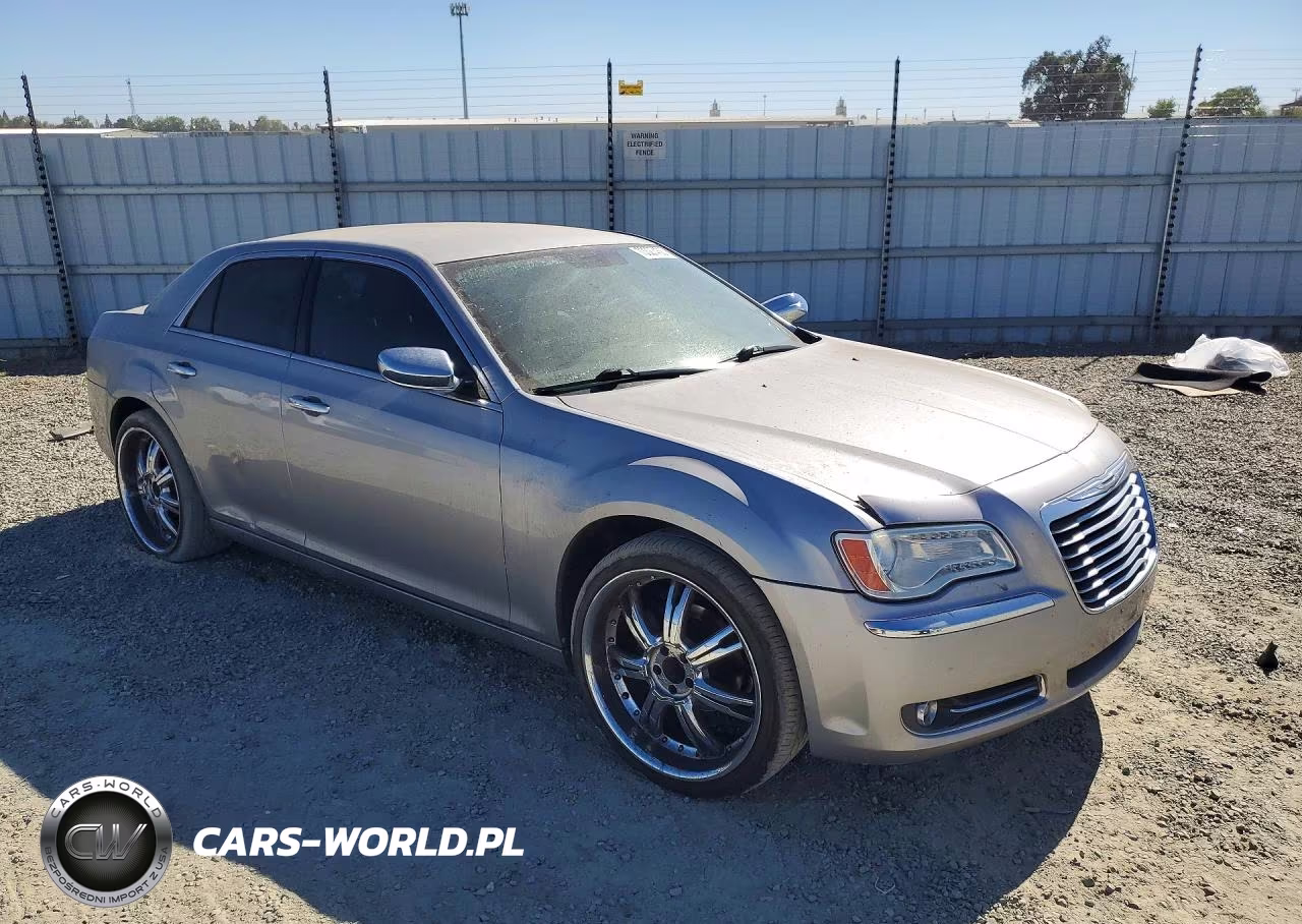 2011 Chrysler 300 Limited VIN:2C3CA5CG6BH531190 - 4