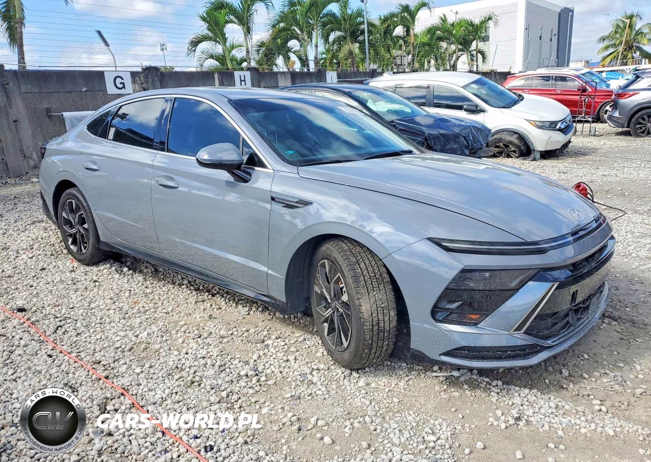 2024 Hyundai Sonata Sel VIN:KMHL64JA9RA367816 - 4