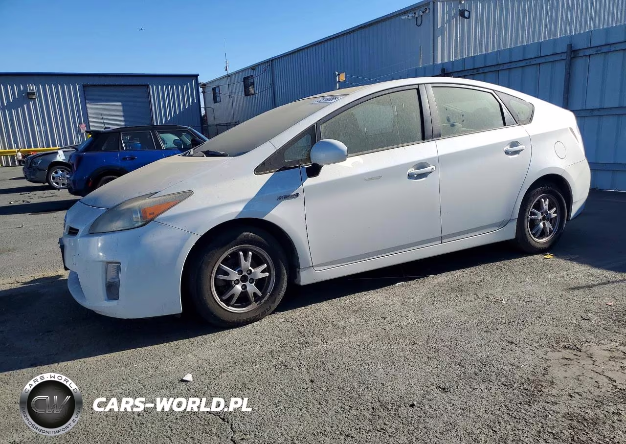 2011 Toyota Prius Two