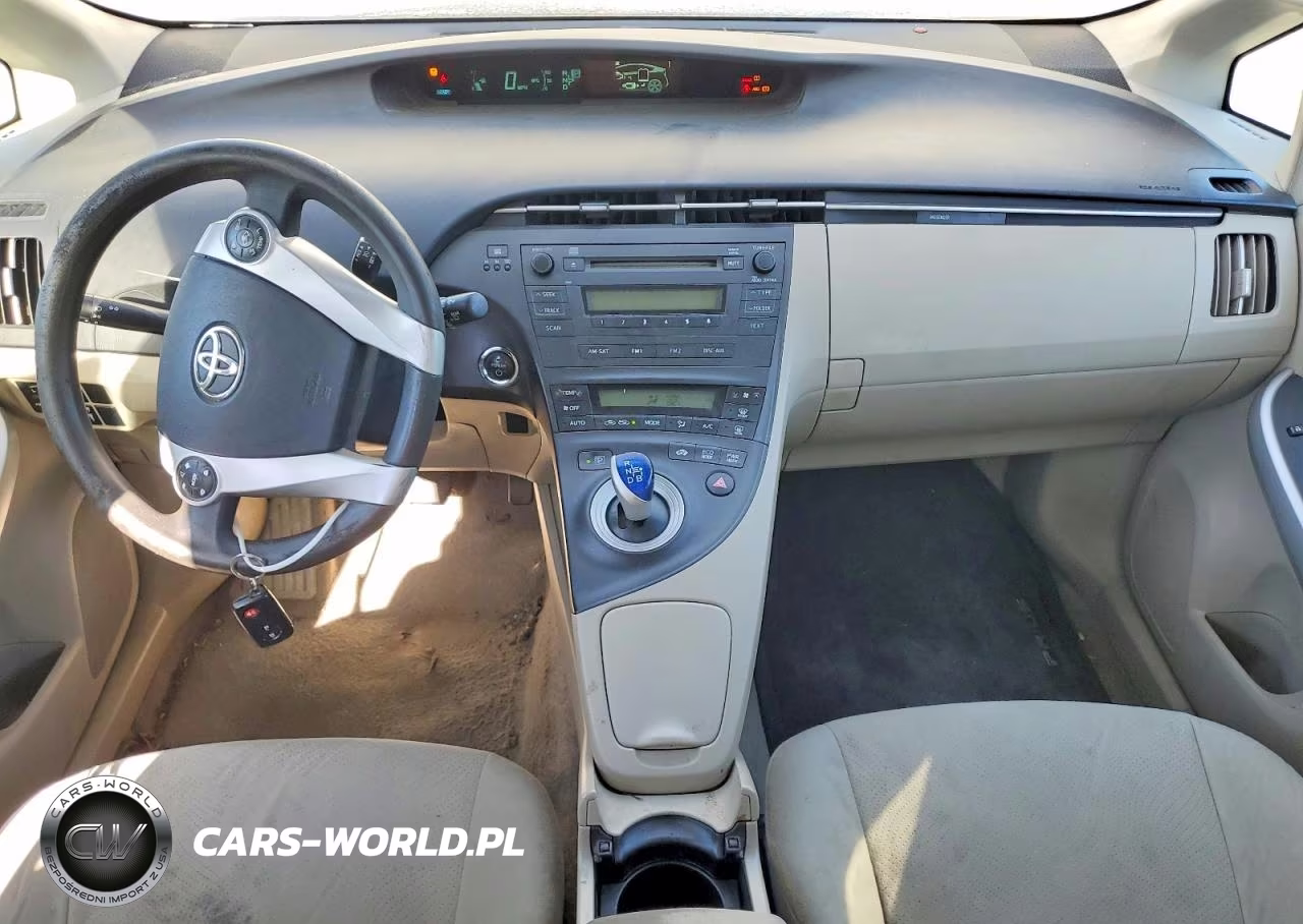 2011 Toyota Prius Two VIN:JTDKN3DUXB5313829 - 8