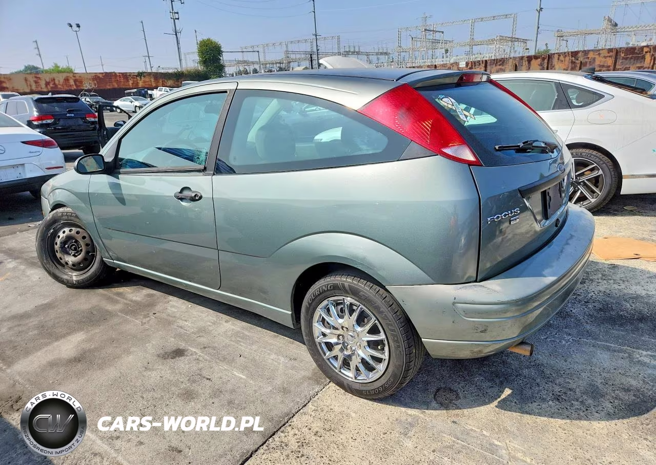 2005 Ford Focus Zx3 VIN:3FAFP31N65R116723 - 2