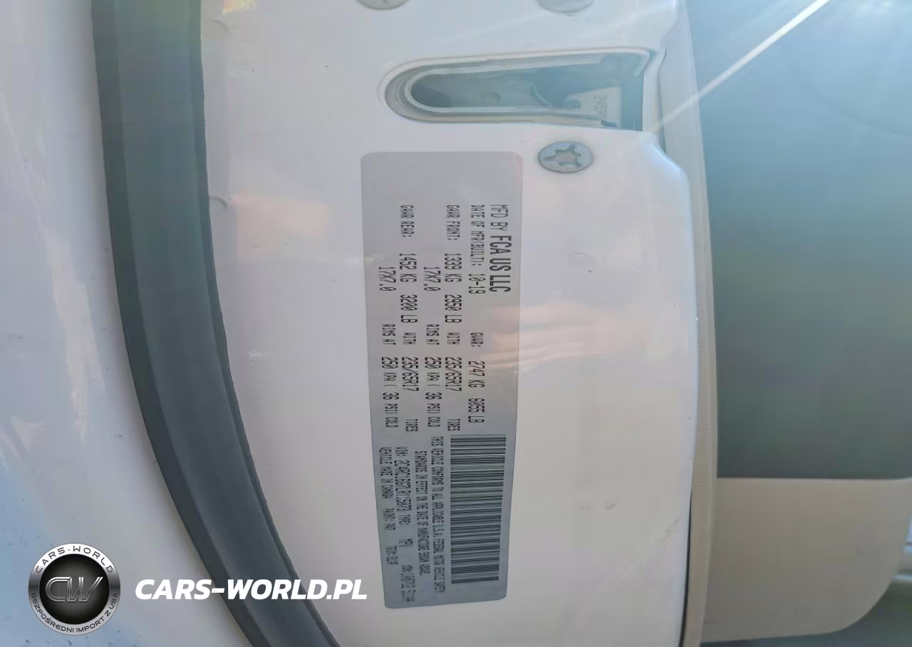2020 Chrysler Pacifica Touring L VIN:2C4RC1BG7LR115073 - 13