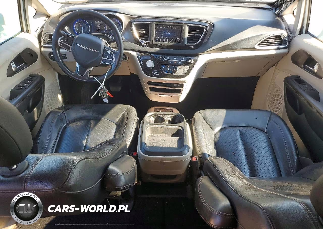 2020 Chrysler Pacifica Touring L VIN:2C4RC1BG7LR115073 - 8