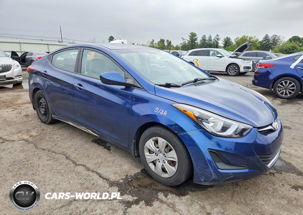 2016 Hyundai Elantra Se VIN:5NPDH4AE9GH680389 - 4