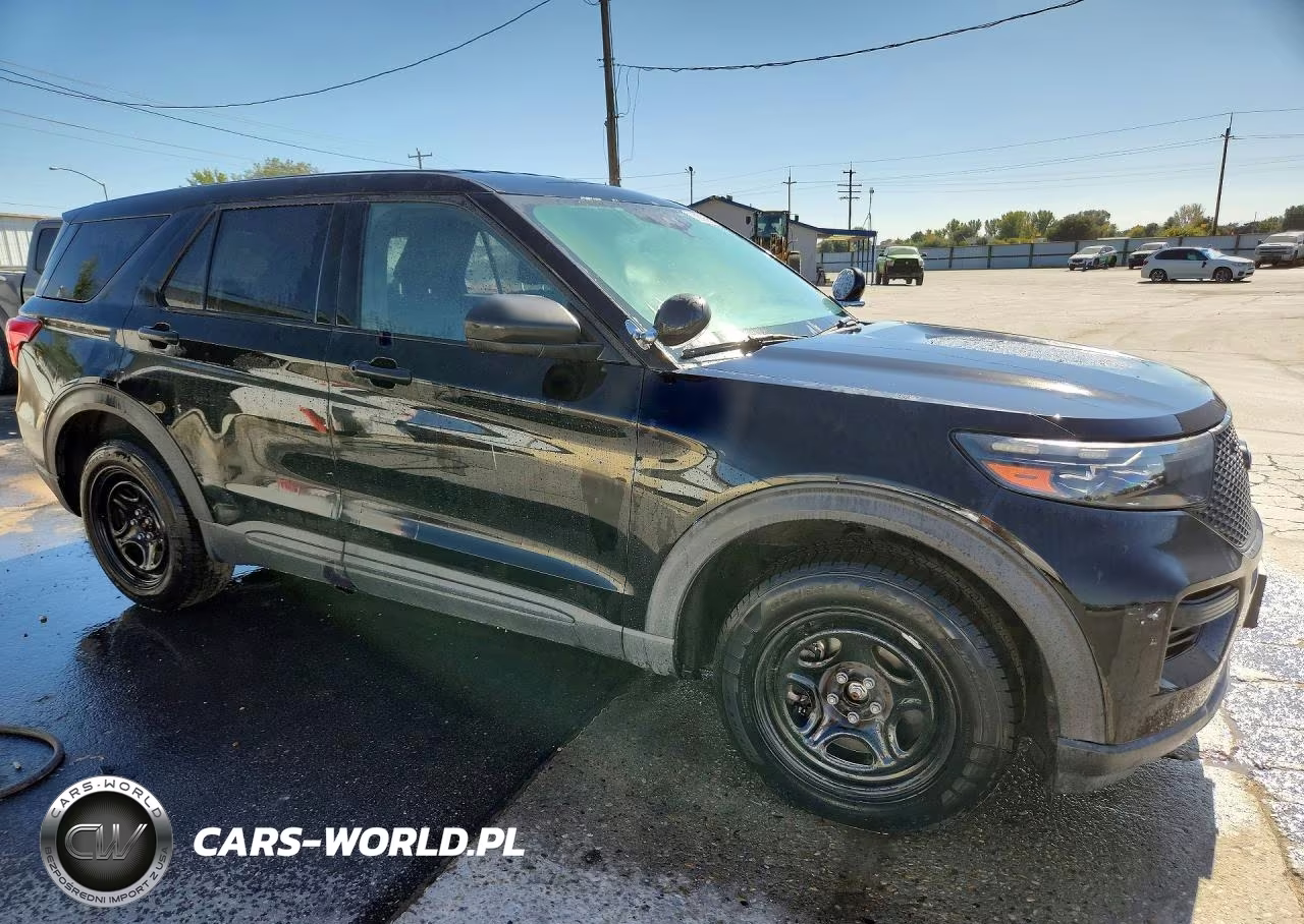 2021 Ford Explorer Police Interceptor VIN:1FM5K8AW4MNA07104 - 4