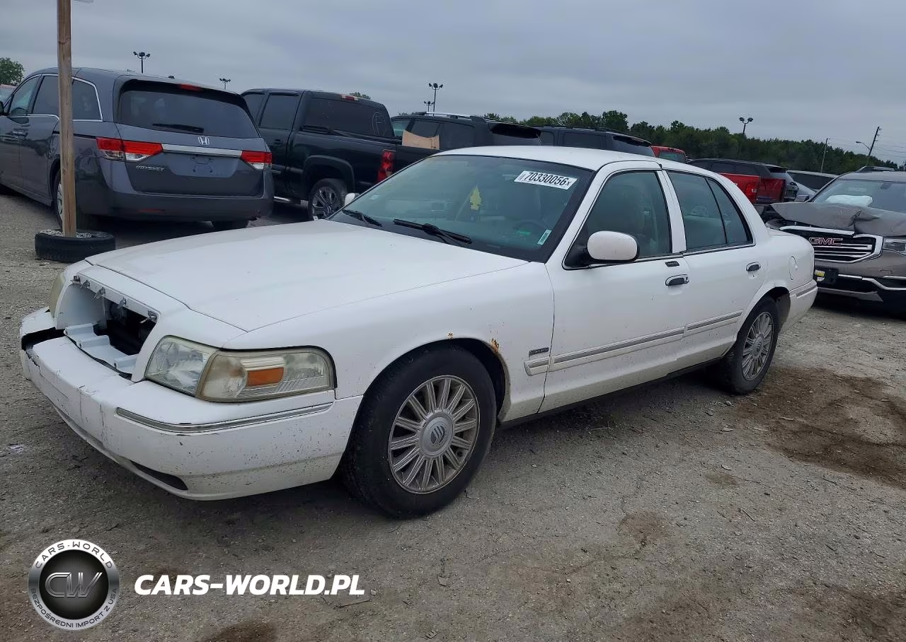 2011 Mercury Grand Marquis Ls – zdjęcie 1 z 13