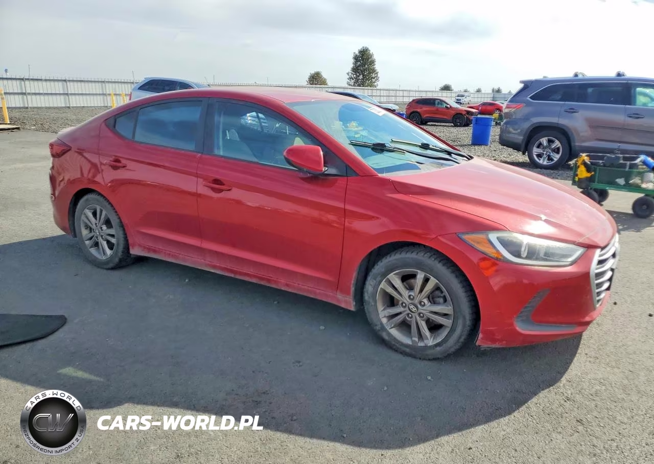 2018 Hyundai Elantra Sel VIN:KMHD84LF4JU665135 - 4