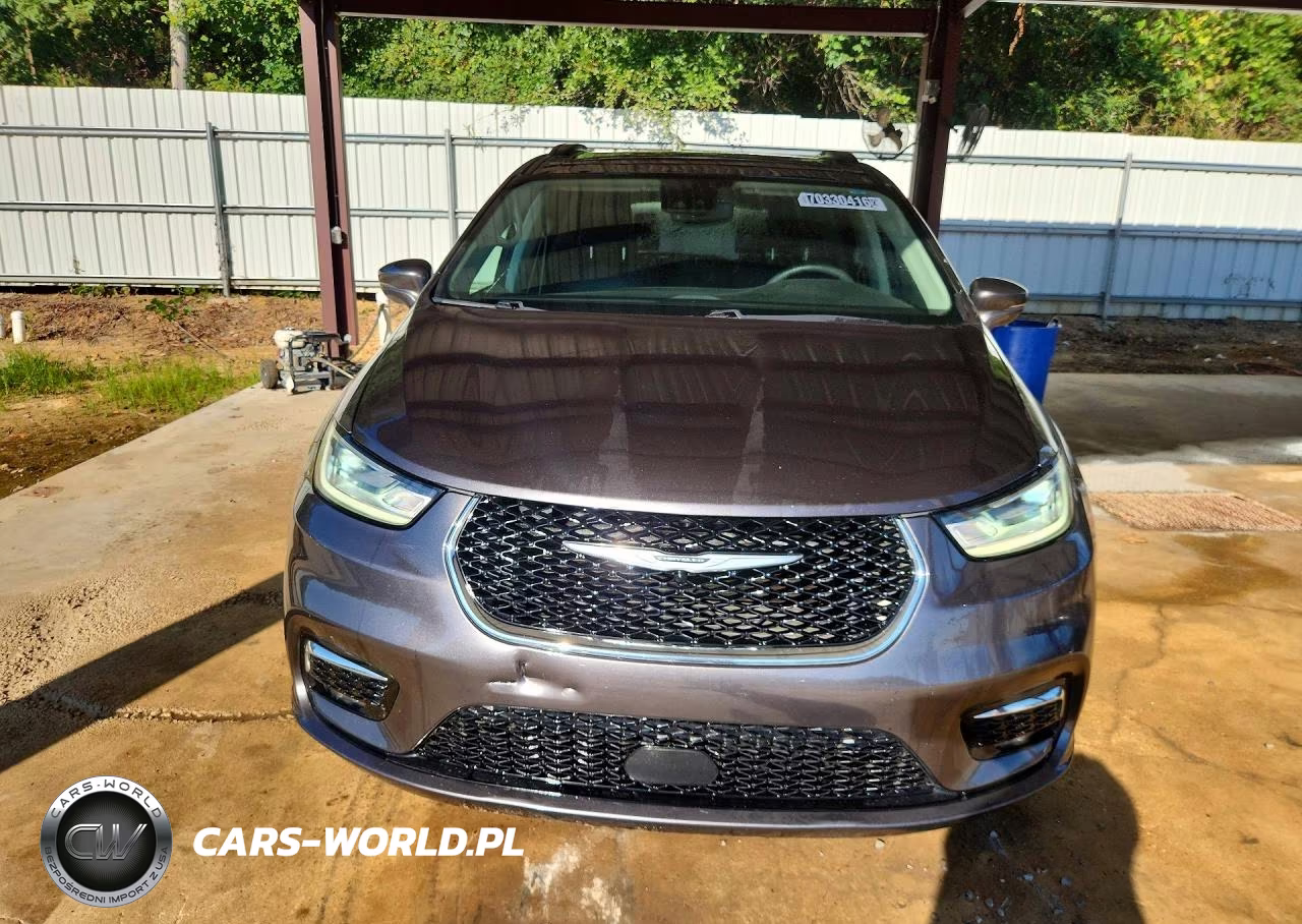 2022 Chrysler Pacifica Touring L VIN:2C4RC1BG0NR116939 - 5